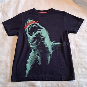 Crazy 8 boys blue shark short sleeve shirt size 7/8